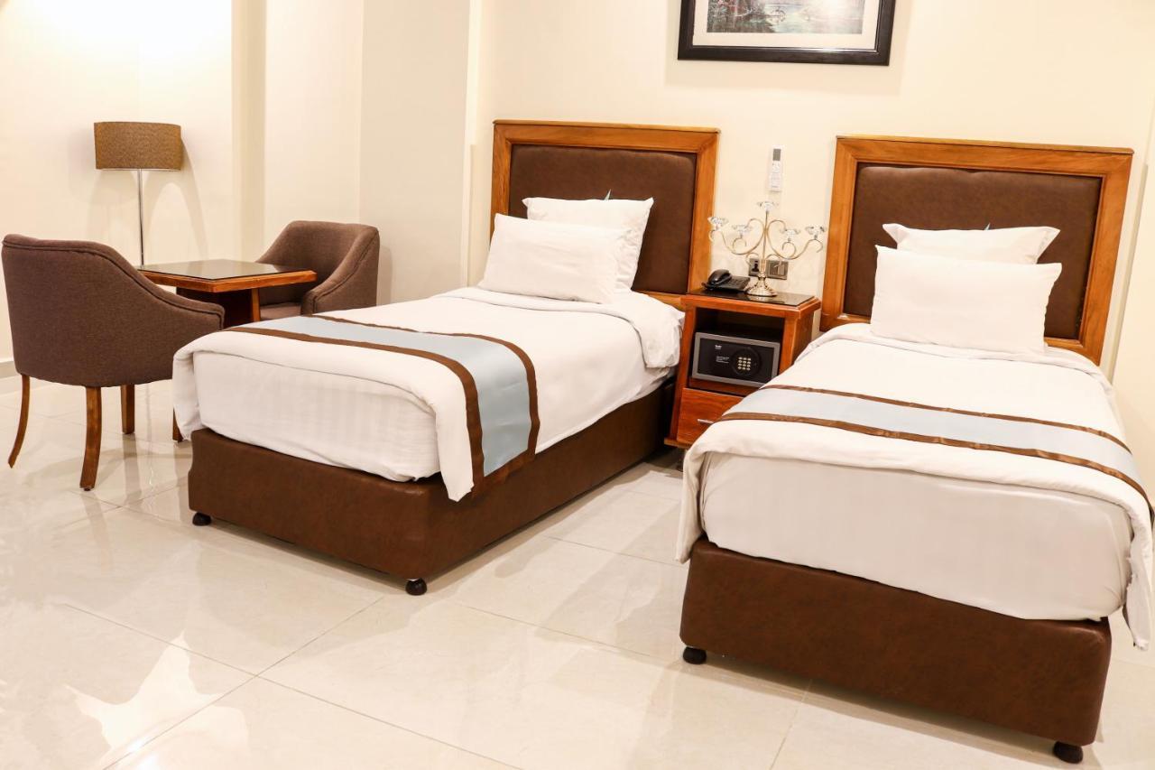 Al Raad Hotel Aqaba Exteriör bild