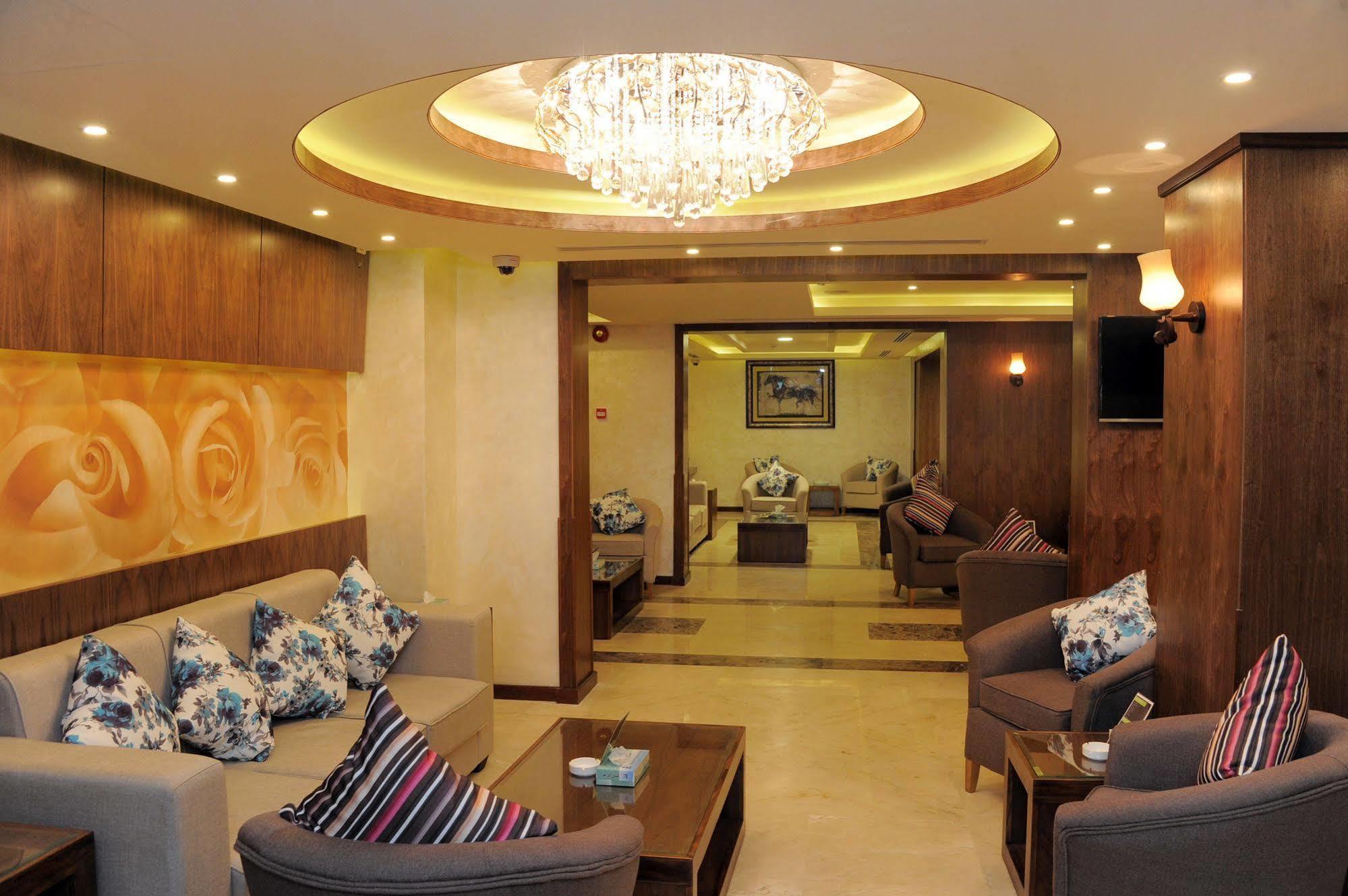 Al Raad Hotel Aqaba Exteriör bild