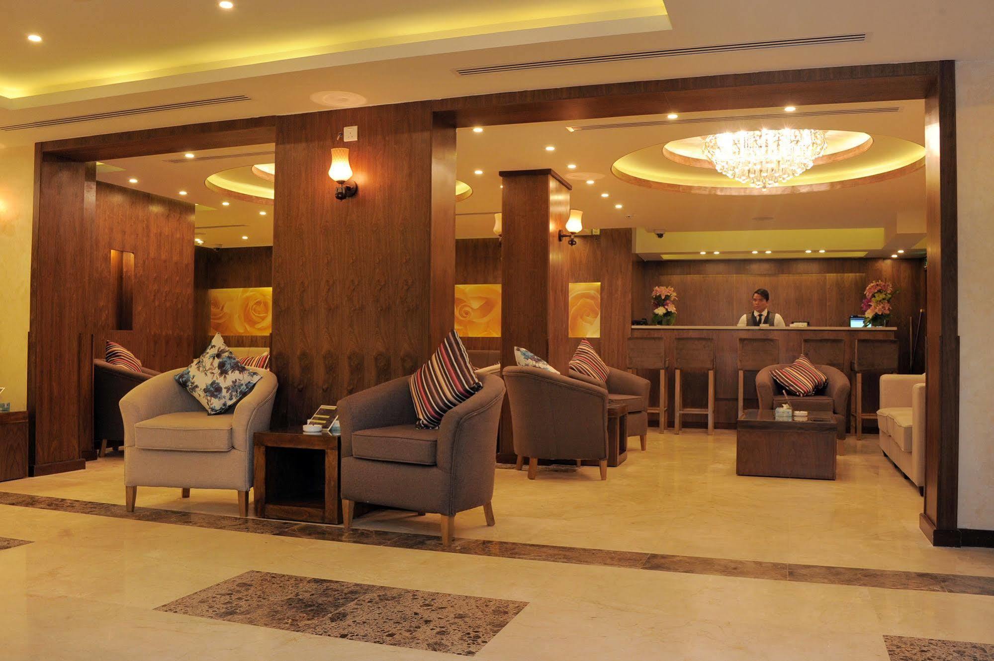 Al Raad Hotel Aqaba Exteriör bild