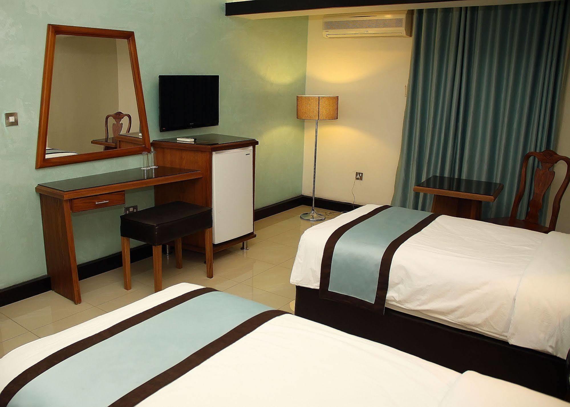 Al Raad Hotel Aqaba Exteriör bild